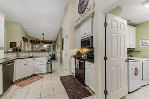 3625 Ashling Dr, Lakeland, FL 33803 - Photo 14