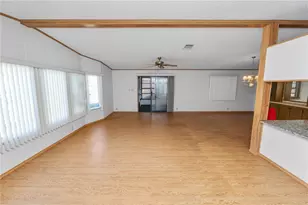 1706 Fox Hill Dr, Lakeland, FL 33810 - Photo 6