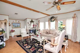 1706 Fox Hill Dr, Lakeland, FL 33810 - Photo 2