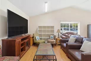 11004 Martha Ave, Port Richey, FL 34668 - Photo 10