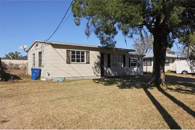 141 NW 10th Drive, Mulberry, FL 33860 - Photo 2