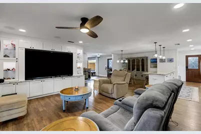 1319 Edgewater Beach Drive, Lakeland, FL 33805 - Photo 14