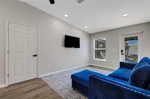 1319 Edgewater Beach Dr, Lakeland, FL 33805 - Photo 38