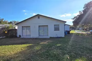 1359 Primrose Ct, Lakeland, FL 33811 - Photo 6