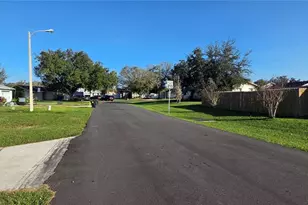 1359 Primrose Ct, Lakeland, FL 33811 - Photo 30