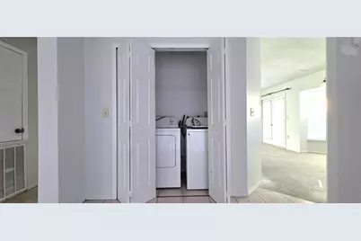 1359 Primrose Court, Lakeland, FL 33811 - Photo 10