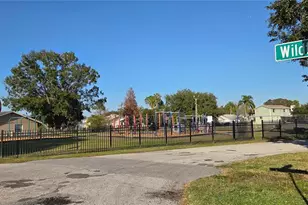 1359 Primrose Ct, Lakeland, FL 33811 - Photo 32