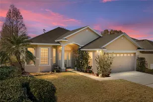 1823 Rocky Pointe Dr, Lakeland, FL 33813 - Photo 1