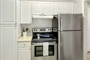 800 S Dakota Ave, Tampa, FL 33606 - Photo 8