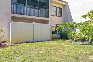 4837 Puritan Cir, Tampa, FL 33617 - Photo 18