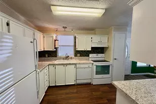 6081 Southern Oaks Dr SE, Winter Haven, FL 33884 - Photo 6