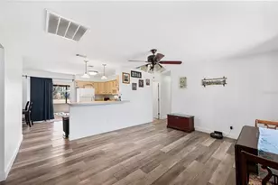 1423 NE 1st St, Mulberry, FL 33860 - Photo 4