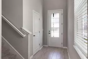 6728 Great Bear Dr, Lakeland, FL 33805 - Photo 2