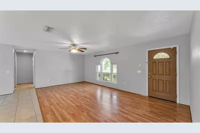 5254 Parkland Court, Lakeland, FL 33811 - Photo 4