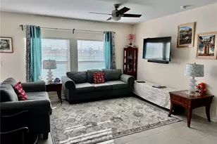 993 Calico Pointe Cir, Groveland, FL 34736 - Photo 12