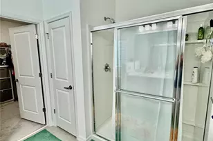 993 Calico Pointe Cir, Groveland, FL 34736 - Photo 18