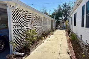 6086 Southern Oaks Dr SE, Winter Haven, FL 33884 - Photo 4