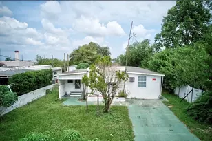 1750 Kent Dr, Sebring, FL 33870 - Photo 1