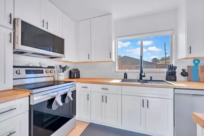 937 Buttercup Drive, Lakeland, FL 33801 - Photo 8