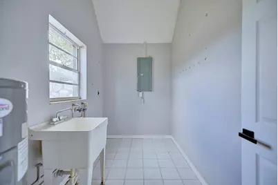 2551 N Avon Boulevard, Avon Park, FL 33825 - Photo 16