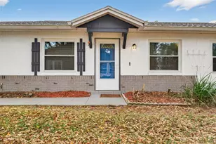 570 Eagle Run, Lakeland, FL 33809 - Photo 2