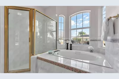 2246 Colony Club Drive, Lakeland, FL 33813 - Photo 32