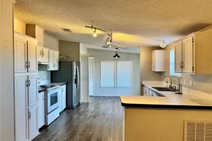 3713 Smith Ryals Rd, Plant City, FL 33567 - Photo 10