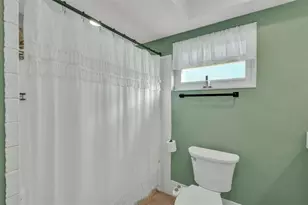 2033 58th Ln N, Clearwater, FL 33760 - Photo 18