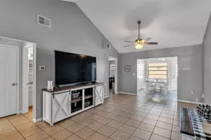 248 Marble Ln, Lakeland, FL 33809 - Photo 8