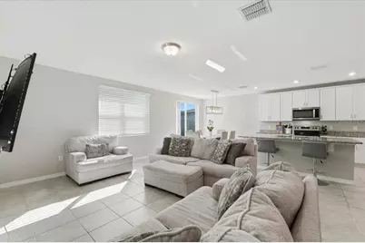 1015 Kobuk Street, Haines City, FL 33844 - Photo 8