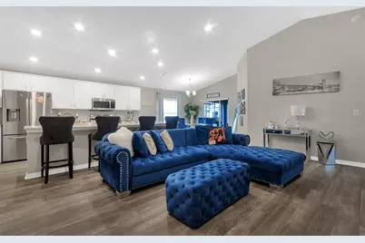 1042 Corso Drive, Winter Haven, FL 33884 - Photo 6