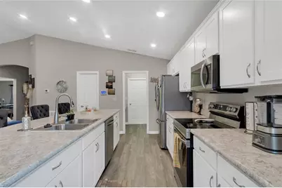 1042 Corso Drive, Winter Haven, FL 33884 - Photo 8