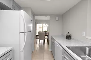 1880 N Crystal Lake Dr, Lakeland, FL 33801 - Photo 16