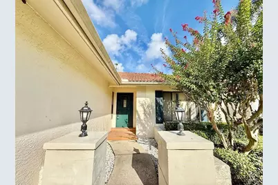 18308 Aintree Court, Tampa, FL 33647 - Photo 1