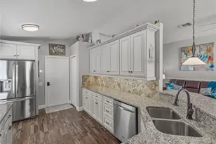 5132 Quadrangle Ct, Wesley Chapel, FL 33544 - Photo 8