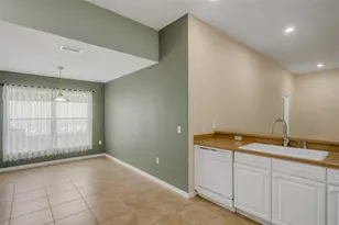 654 Lake Clark Pl, Lakeland, FL 33813 - Photo 14