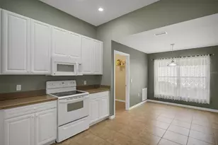 654 Lake Clark Pl, Lakeland, FL 33813 - Photo 12