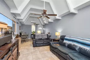 4311 Club Cir, Lakeshore, FL 33854 - Photo 8