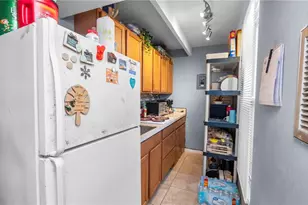 4311 Club Cir, Lakeshore, FL 33854 - Photo 14