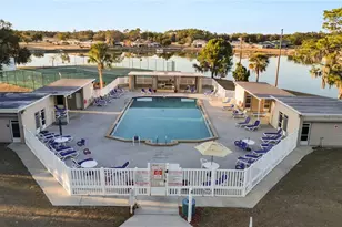 4311 Club Cir, Lakeshore, FL 33854 - Photo 34