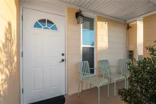 4311 Club Cir, Lakeshore, FL 33854 - Photo 4