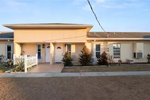 4311 Club Cir, Lakeshore, FL 33854 - Photo 1