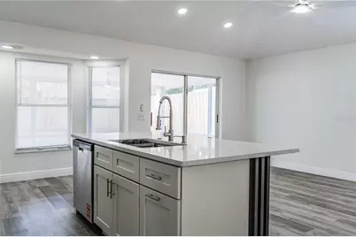 413 Vineyard Drive, Lakeland, FL 33809 - Photo 12