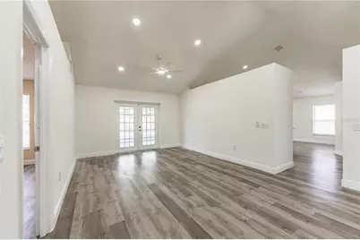 413 Vineyard Drive, Lakeland, FL 33809 - Photo 4