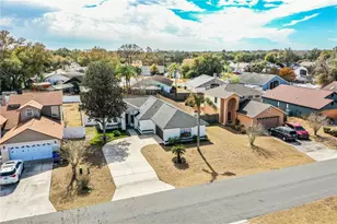 413 Vineyard Dr, Lakeland, FL 33809 - Photo 66