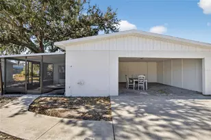 311 NE 5th St, Mulberry, FL 33860 - Photo 6