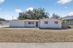 311 NE 5th St, Mulberry, FL 33860 - Photo 2