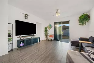 6260 Dolostone Dr, Lakeland, FL 33811 - Photo 6