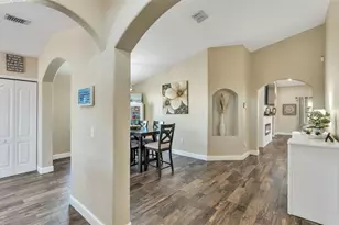 6318 Presidential Ln, Lakeland, FL 33811 - Photo 10