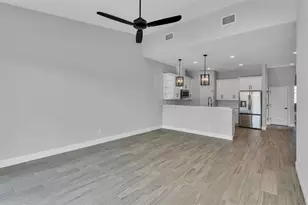 1170 Windjammer Dr, Lakeland, FL 33803 - Photo 16